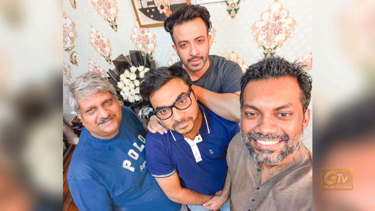 শাকিব খানকে নিয়ে ফিরছেন হিমেল আশরাফ