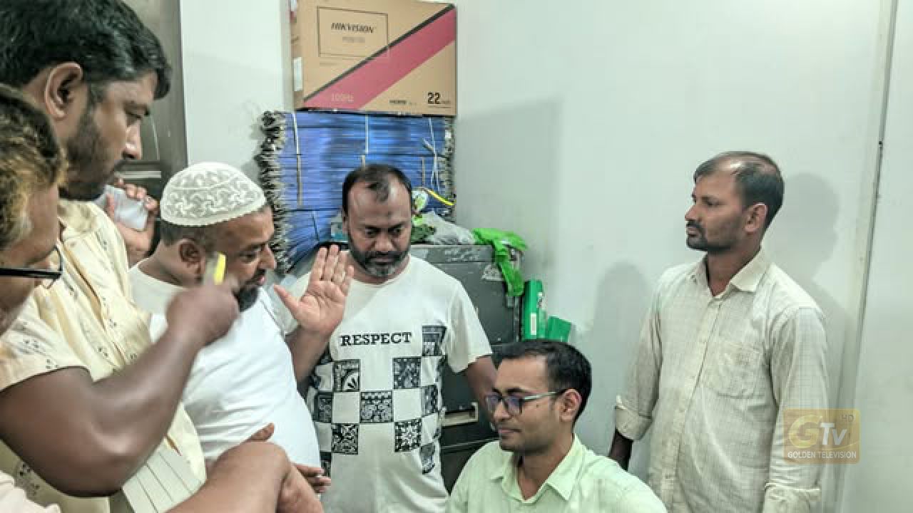 আলু চাষিদের হিমাগার ঘেরাও