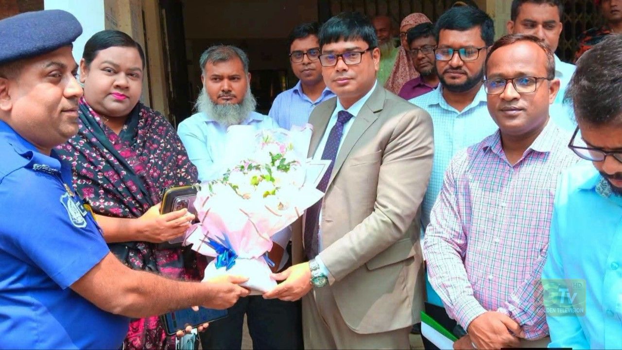গাইবান্ধার নবাগত জেলা প্রশাসকের পরিচিতি ও মতবিনিময় সভা গোবিন্দগঞ্জে অনুষ্ঠিত