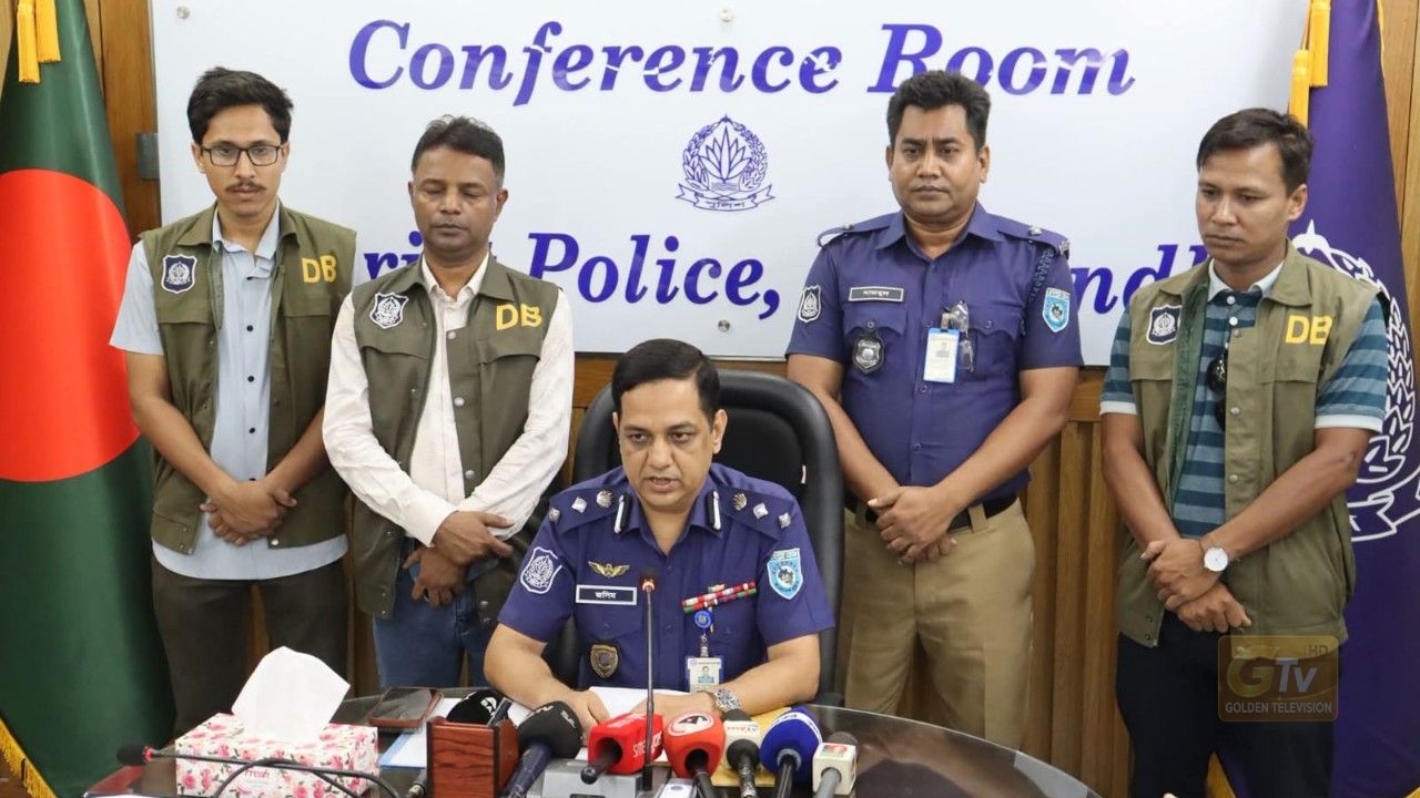 গাইবান্ধায় ১৩ মাসের শিশু উদ্ধার, পিতাসহ গ্রেপ্তার ৪