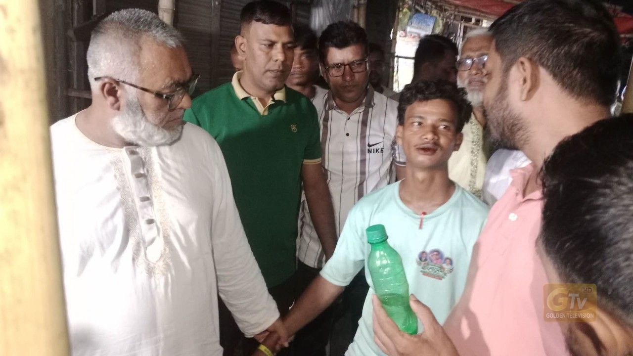 সৈয়দপুরে মাদক নির্মূল কমিটির অভিযানে মাদক ব্যবসায়ী আটক, পুলিশে সোপর্দ