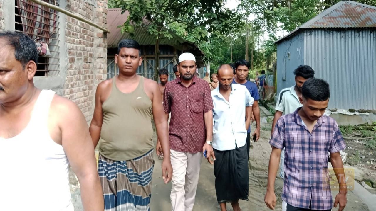 কাশীরাম ইউনিয়নের ৬নং ওয়ার্ডের হুকলী পাড়ায় আনিসুল হক চৌধুরীর ব্যাপক গণসংযোগ, জনপ্রিয়তার শীর্ষে