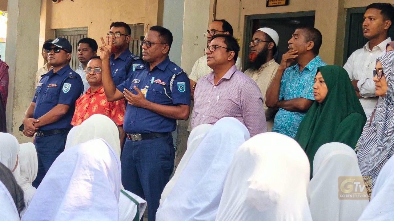 গোবিন্দগঞ্জে ইভটিজিং ও বাল্যবিবাহ প্রতিরোধে সচেতনতামূলক ক্যাম্পেইন