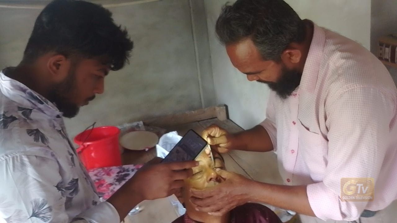 ডুমুরিয়ার ময়নাপুরে আর্থ সেবা খুলনার চক্ষু ও মেডিকেল ক্যাম্প